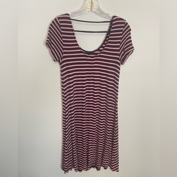 Pink Republic Stretchy Dress medium - Picture 4 of 4